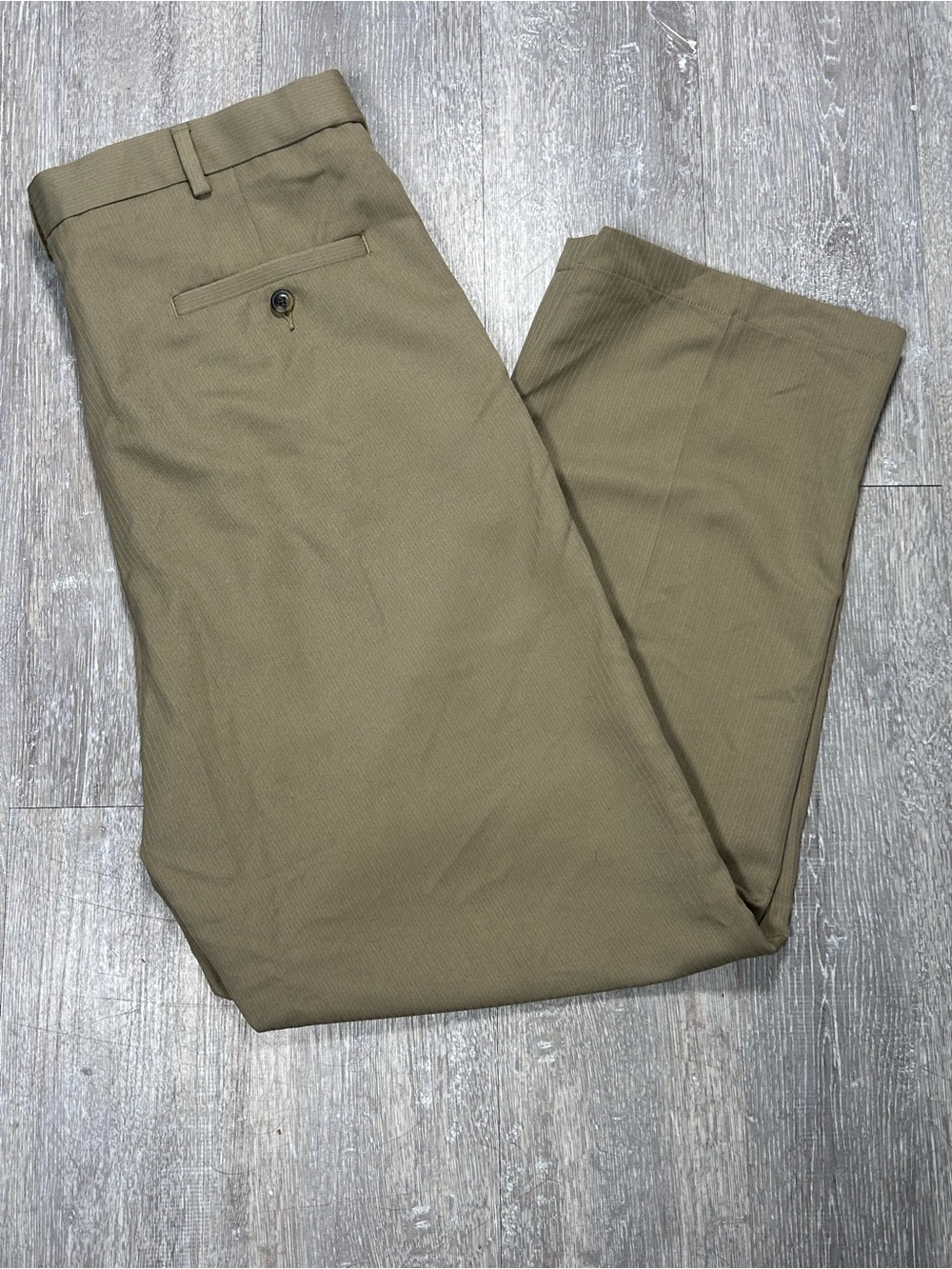 Haggar Men's Tan Dress Pants 38x32 Classic Chino Slacks Pinstripe
Business